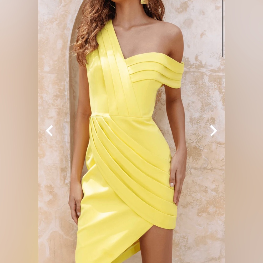 Lavish Alice adelyn one shoulder pleated wrap dress in yellow size 12